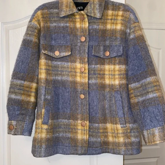 Zara Shacket - Picture 2 of 11